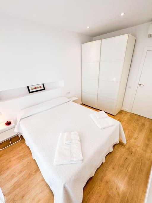 Anna & Thomas - Sitges Center Apt Kültér fotó