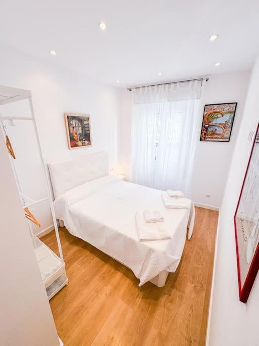 Anna & Thomas - Sitges Center Apt Kültér fotó
