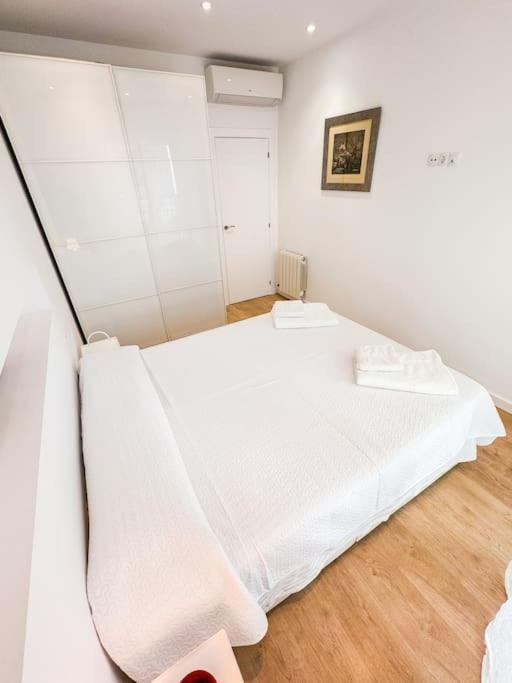 Anna & Thomas - Sitges Center Apt Kültér fotó